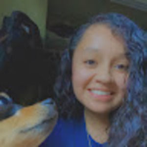 Meet your Posher, Elisa